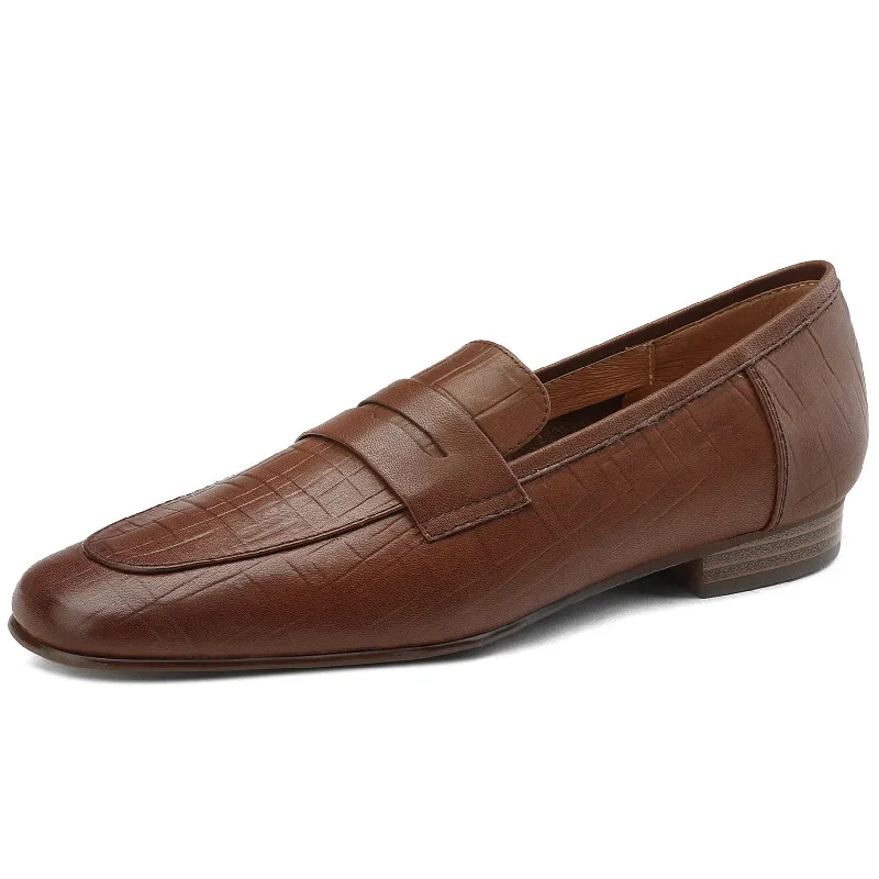 Retro style low heel genuine leather pumps for women