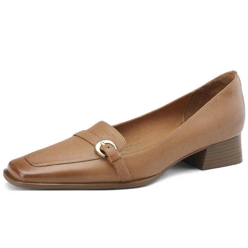 Vintage genuine leather low heel pumps with buckle