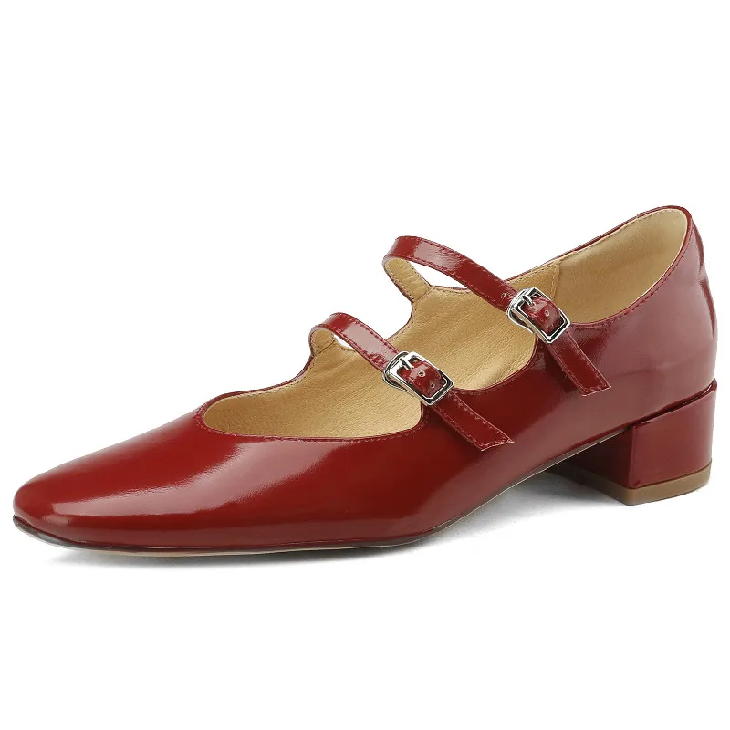 Vintage elegant leather mary janes with thick heels