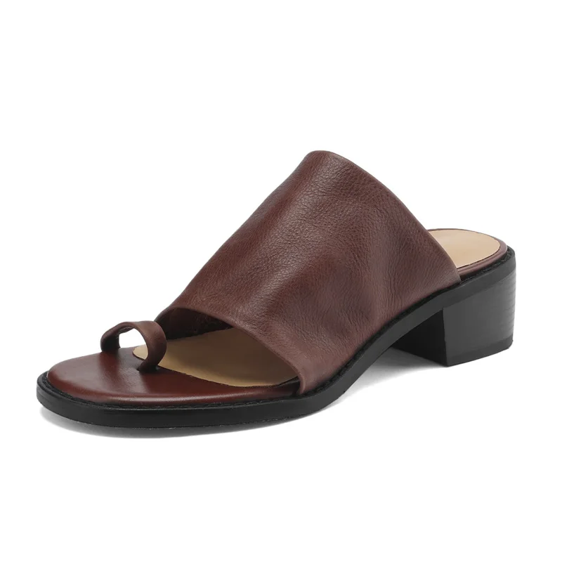 Vintage chunky leather sandals with thick heels
