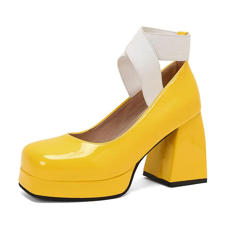 Chunky heels platform t-strap pumps