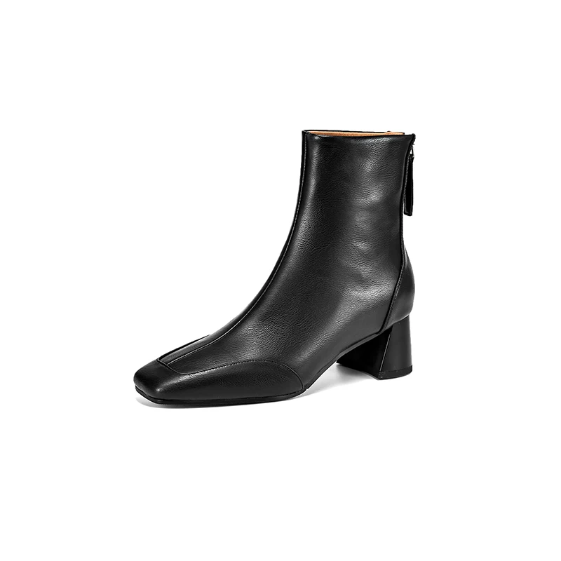 Basic ankle boots with thick heels and zipper