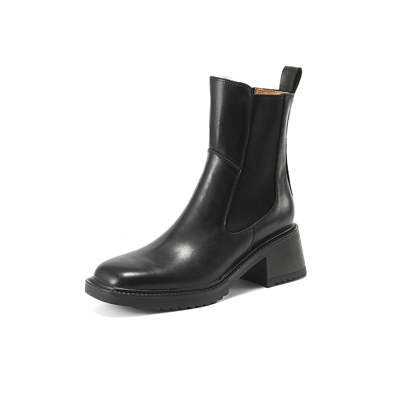 Leather ankle boots with high heels for outdoor use
