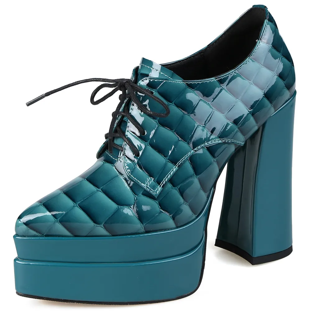 Fashion stone pattern leather pumps with pointed toe and thick heels