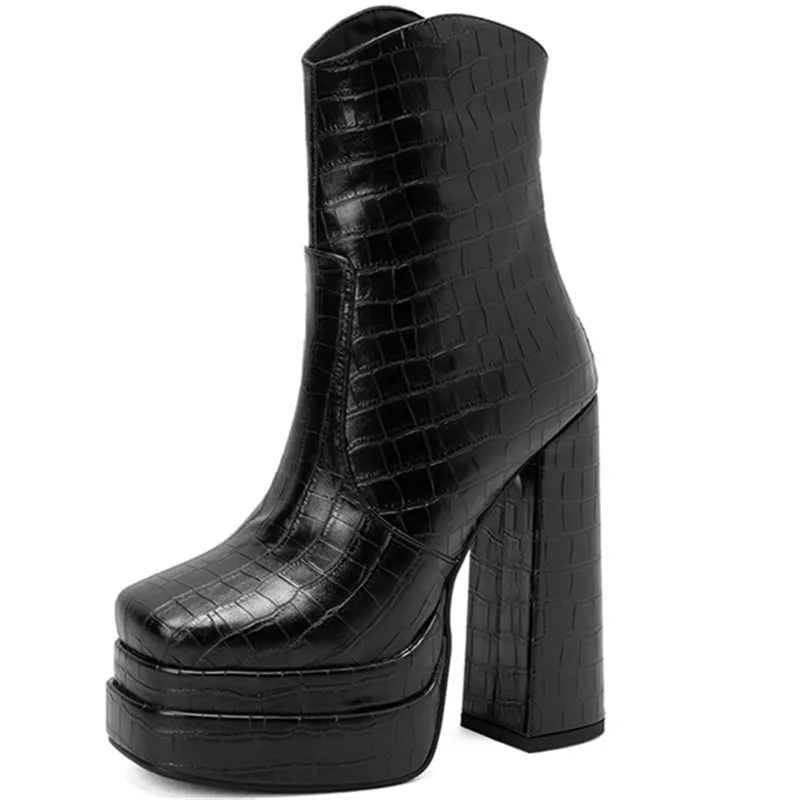 Thick high heels ankle boots with stone pattern
