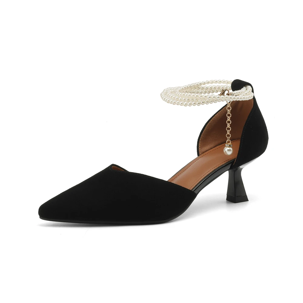 Elegant leather pumps with pearl decoration for parties and weddings