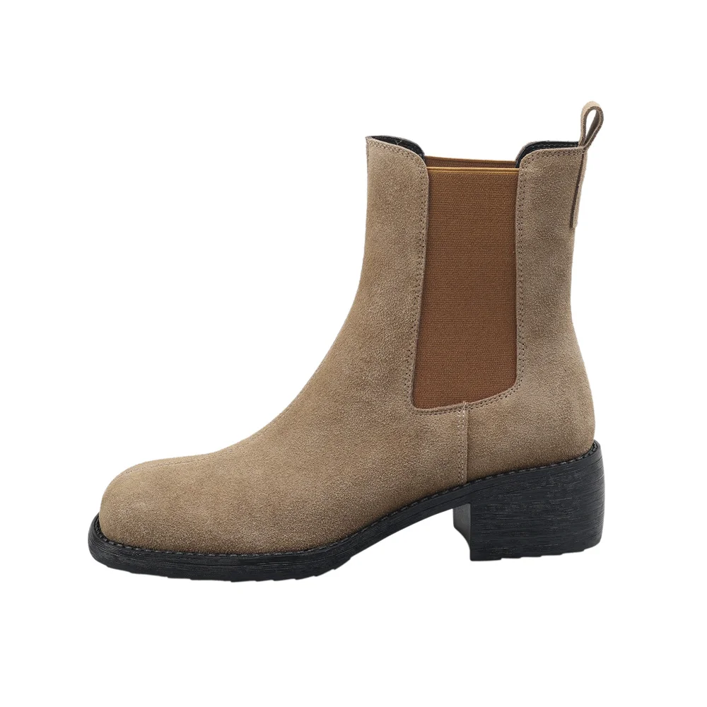 Suede leather ankle boots with thick heels