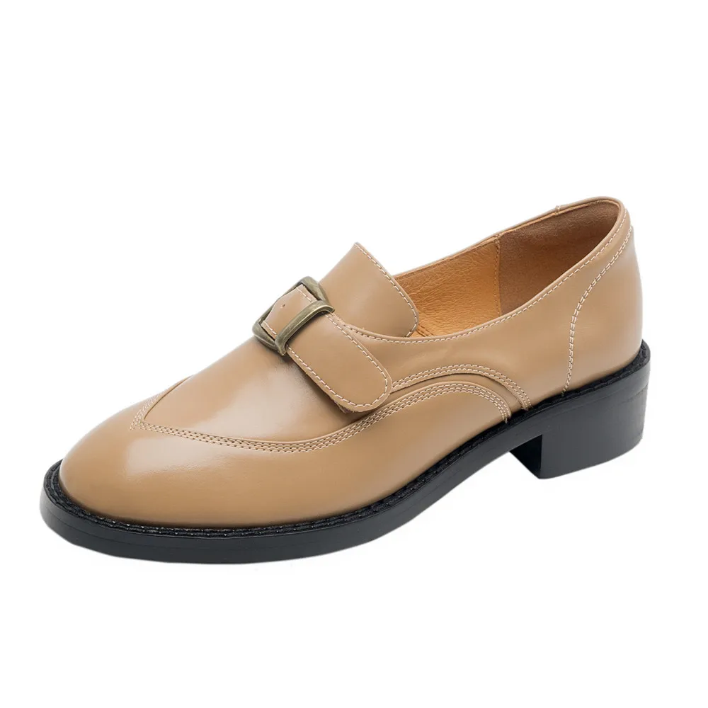 Classic leather round toe pumps with thick heels