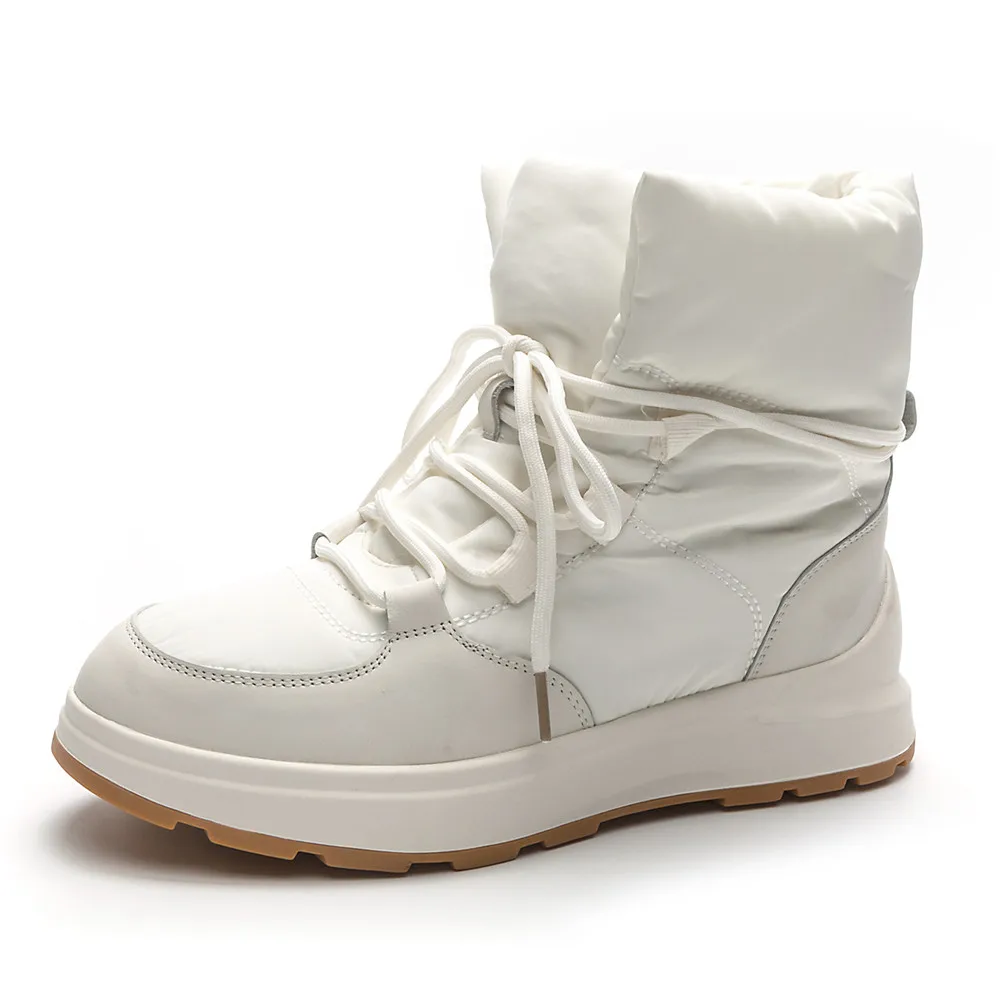 Leather winter snow boots with plush lining