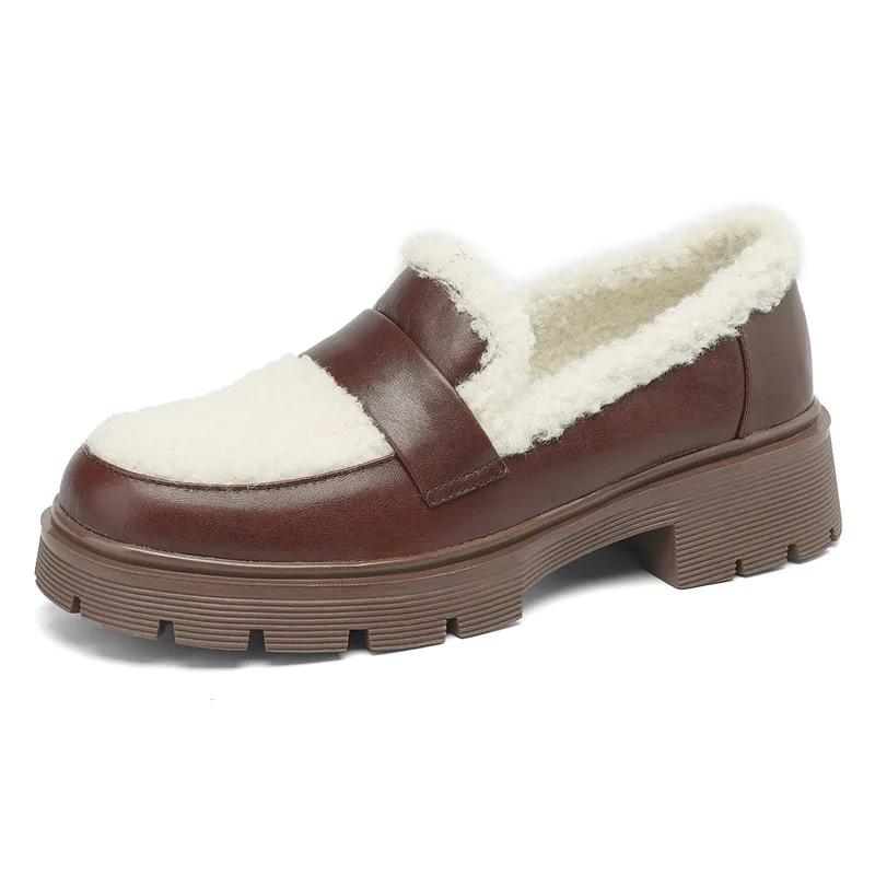 Genuine leather loafers with fur lining and low heels