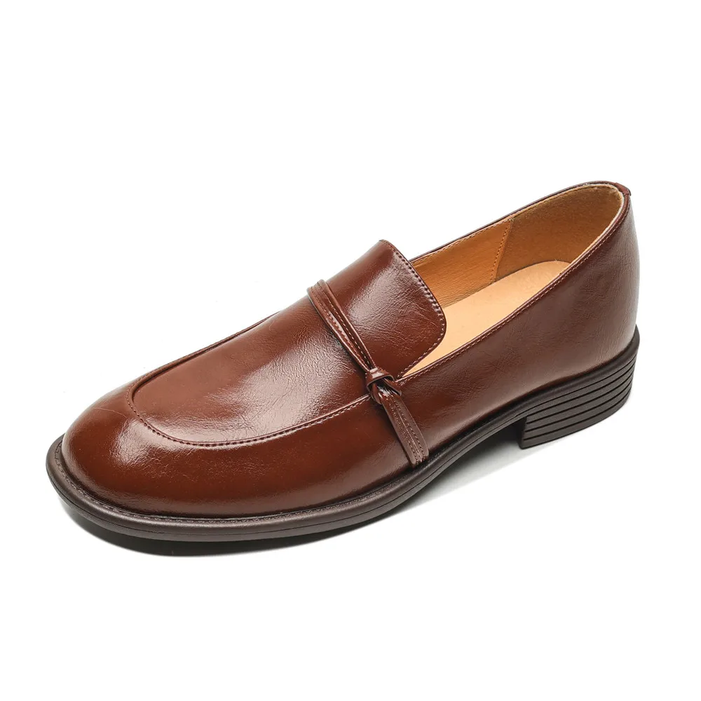 Genuine leather low heel round toe office pumps
