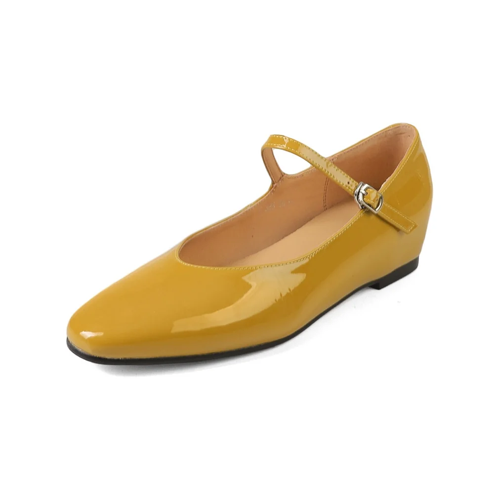 High heels patent leather round toe pumps