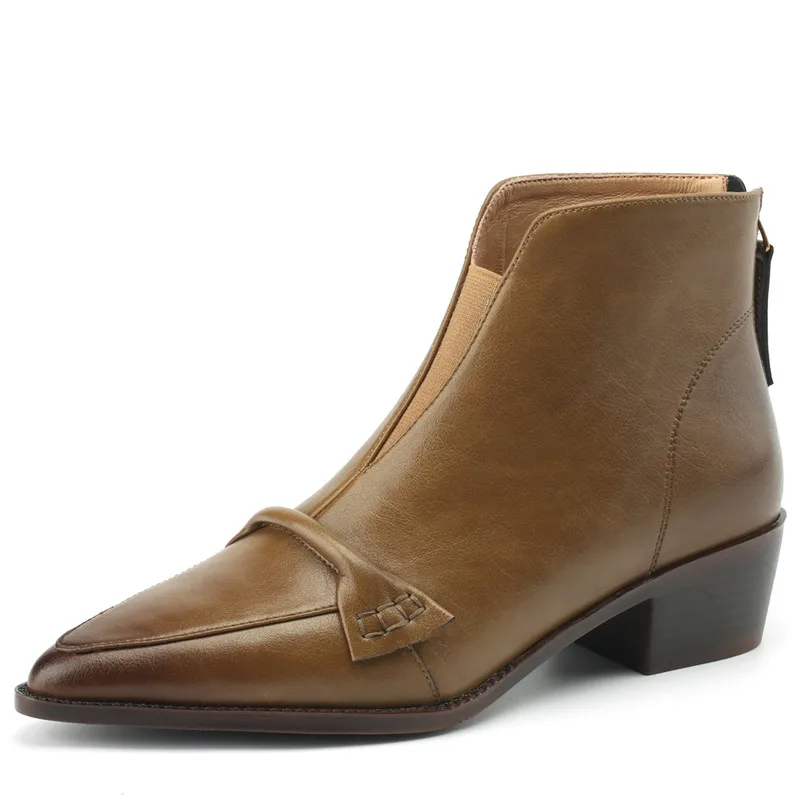 Pointed toe zipper ankle boots with med heels in genuine leather
